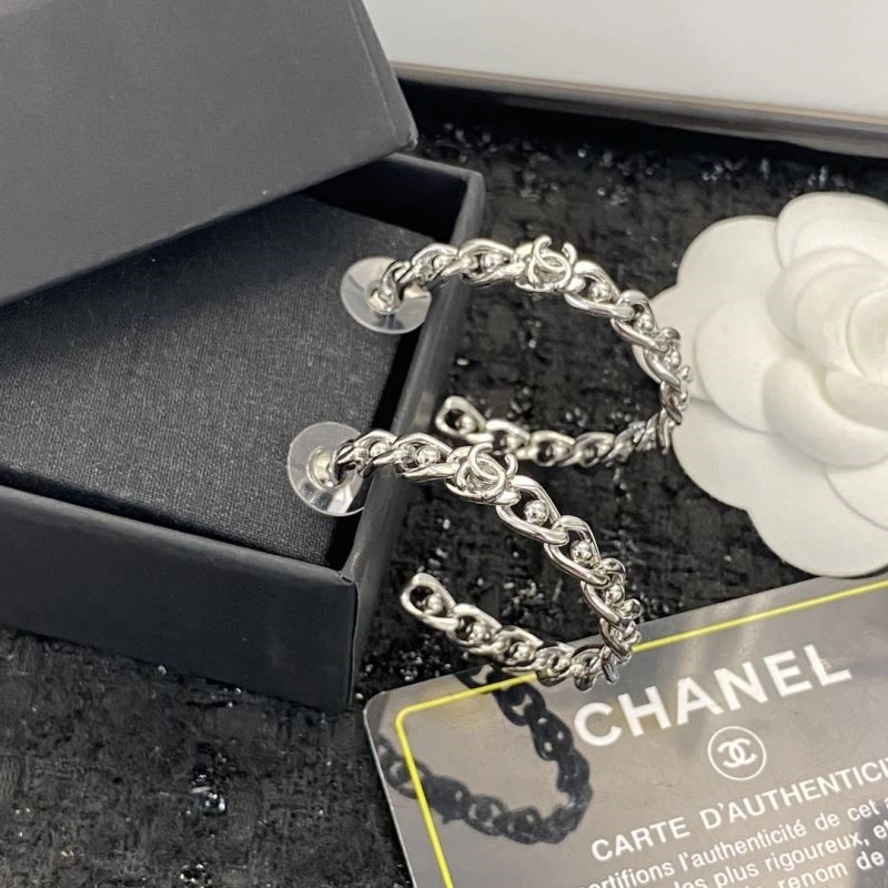 Chanel Earrings Tailored 224904