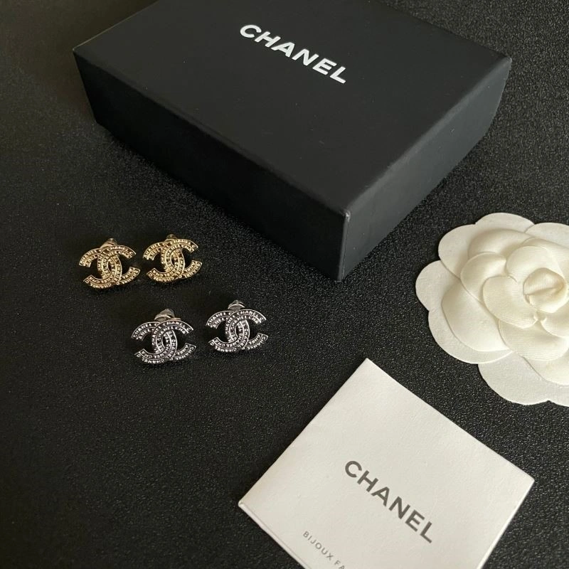Neat Chanel Earrings 224912