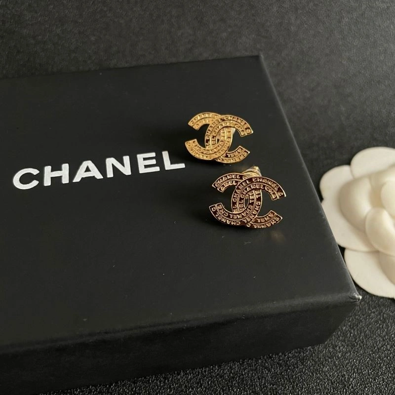 Neat Chanel Earrings 224912