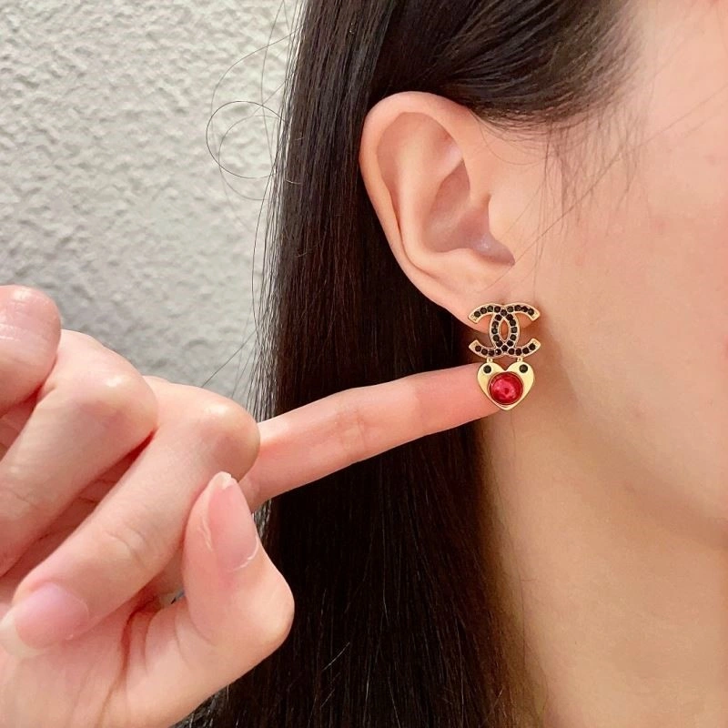 RelaxedFit Chanel Earrings 224887