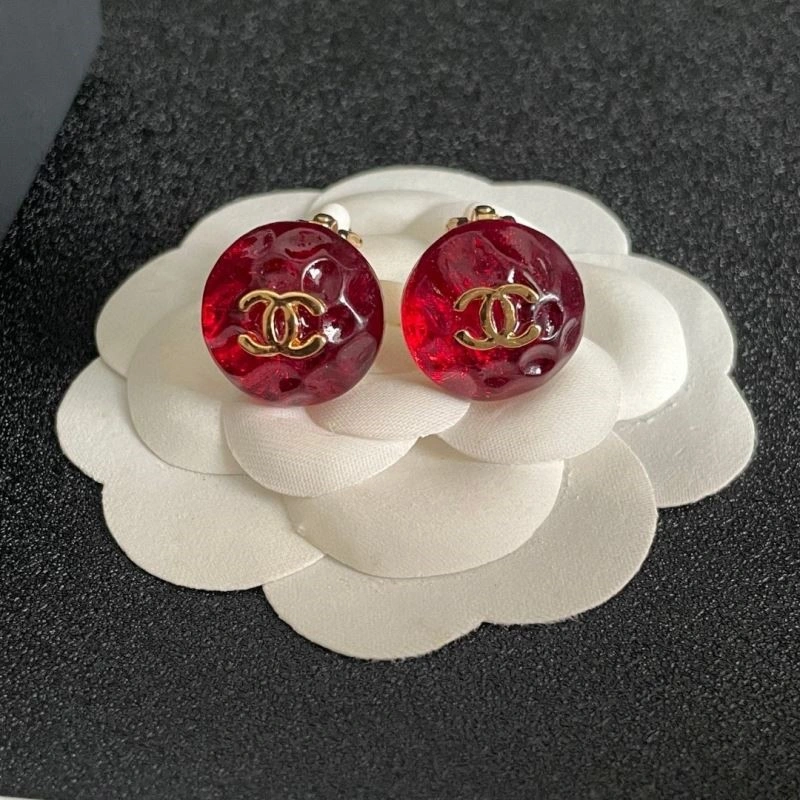 Neat Chanel Earrings 224877