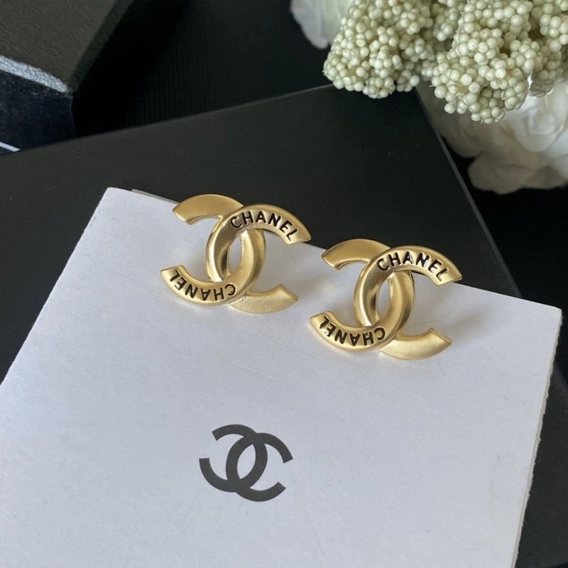 Chanel Earrings Sleek 224907