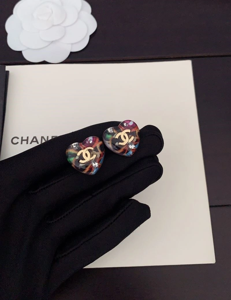 Elegant Chanel Earrings 224869