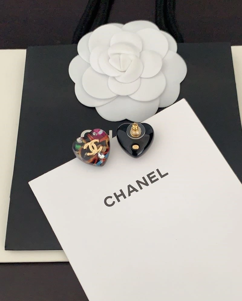 Elegant Chanel Earrings 224869