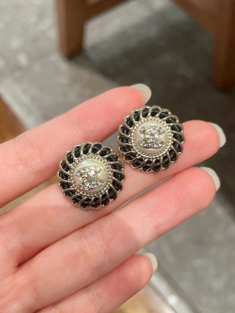 Chanel Earrings UrbanChic 224873