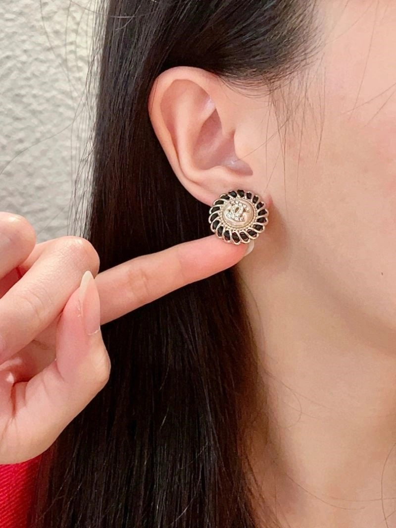 Chanel Earrings UrbanChic 224873