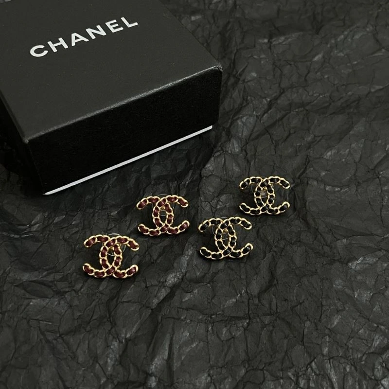 Stylish Chanel Earrings 224878