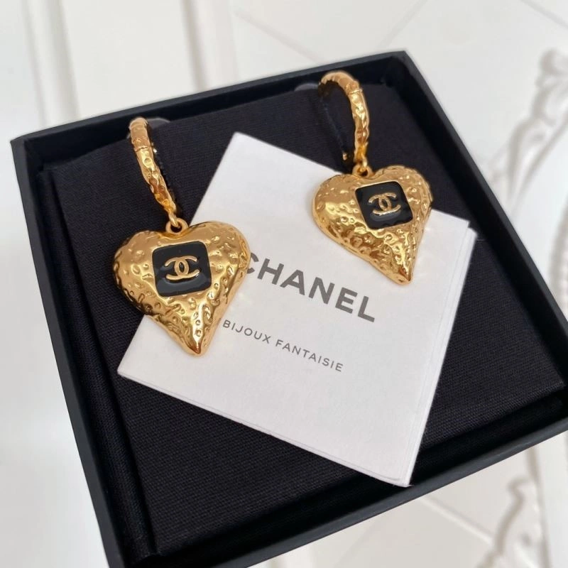 Affordable Chanel Earrings 224985