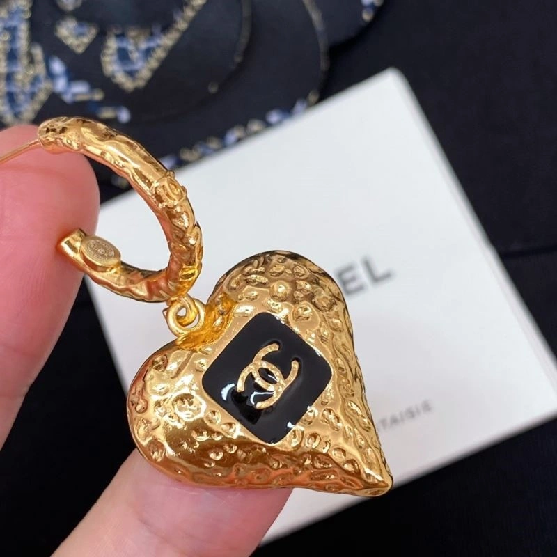 Affordable Chanel Earrings 224985