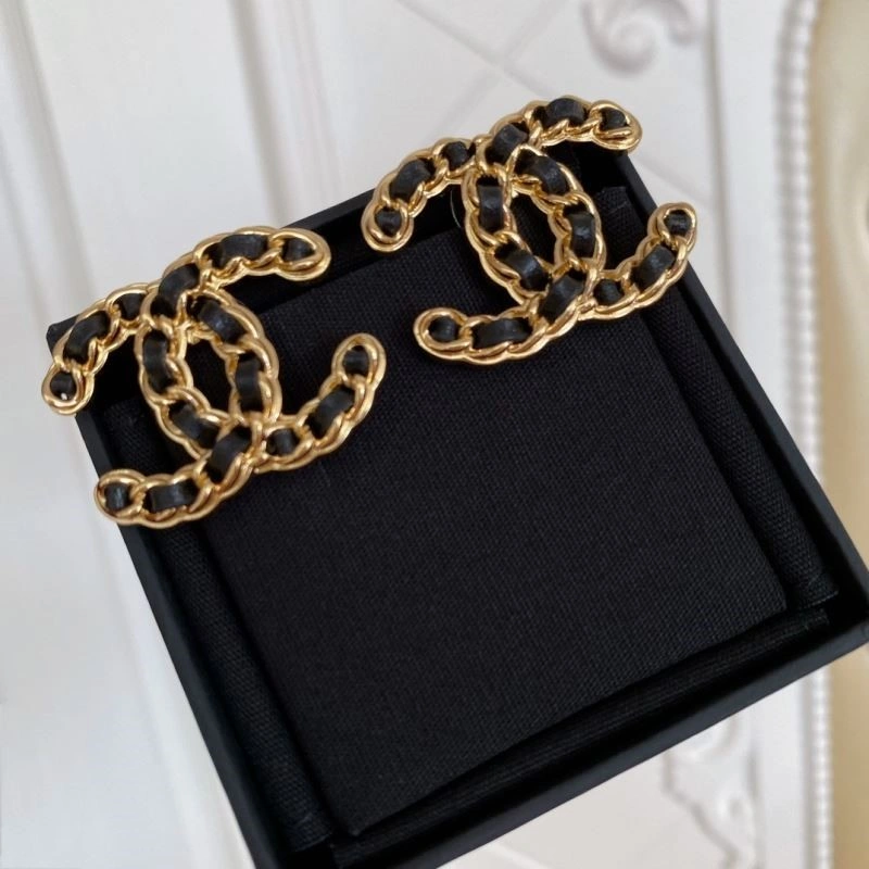 Chanel Earrings Minimalist 224894