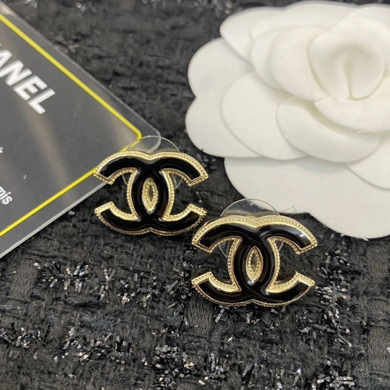 Popular Chanel Earrings 224860
