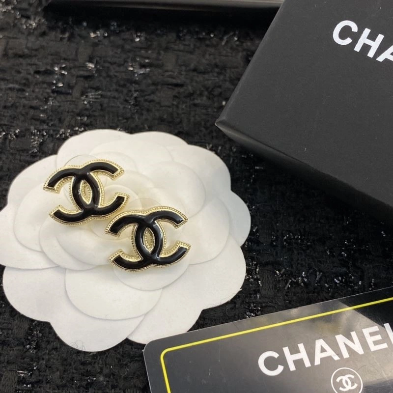 Popular Chanel Earrings 224860