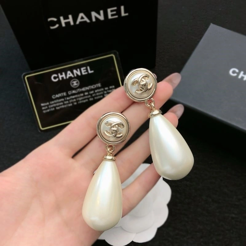 Tailored Chanel Earrings 224853