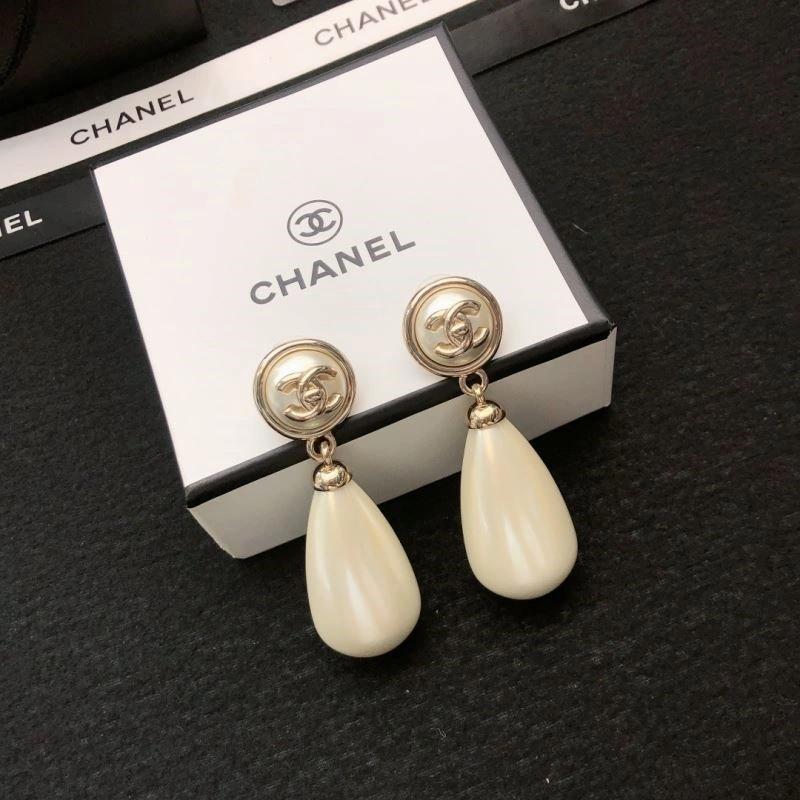 Tailored Chanel Earrings 224853