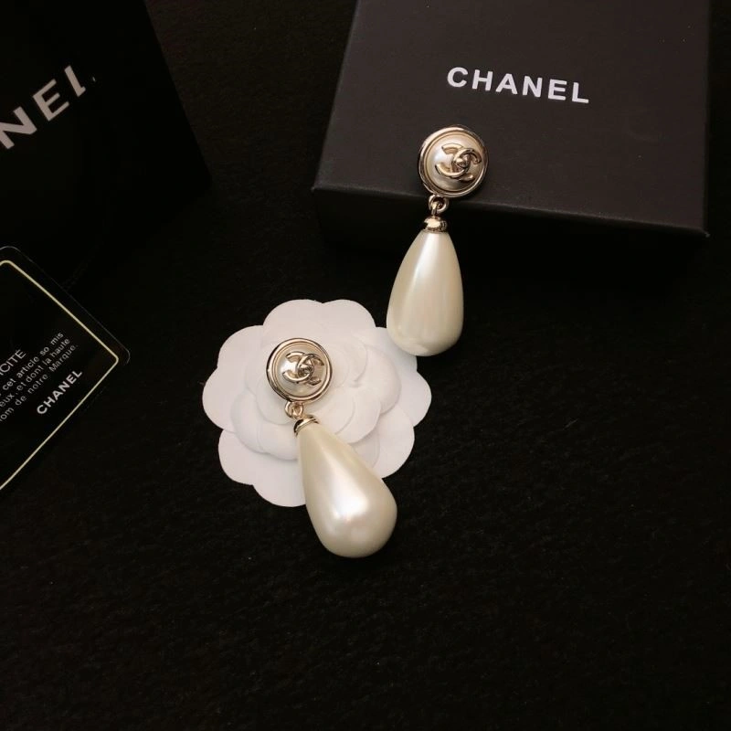 Tailored Chanel Earrings 224853