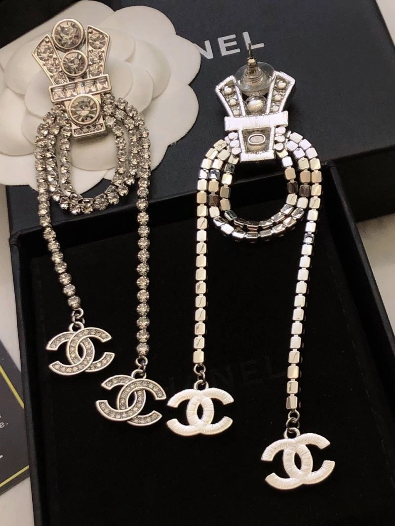 Chanel Earrings Breathable 224854