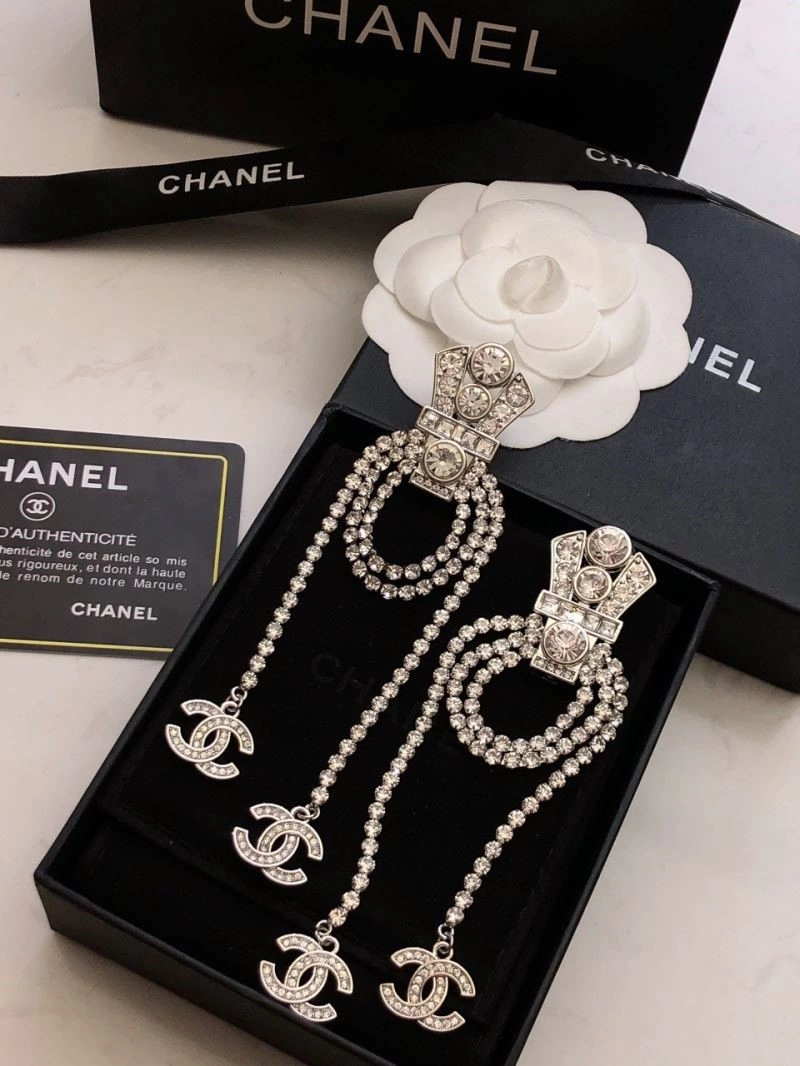 Chanel Earrings Breathable 224854