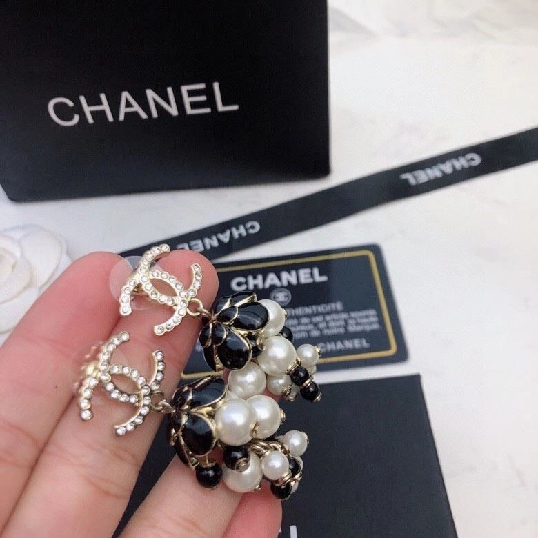 Chanel Earrings SportInspired 224842
