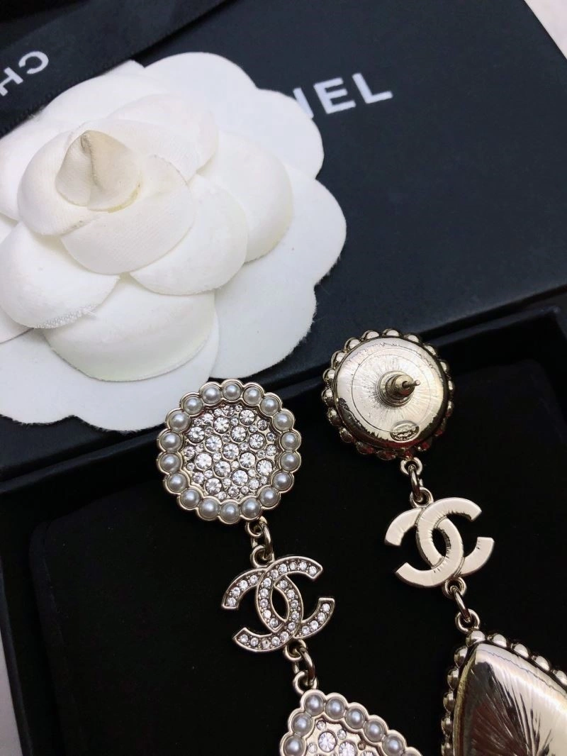 Chanel Earrings Bold 224855