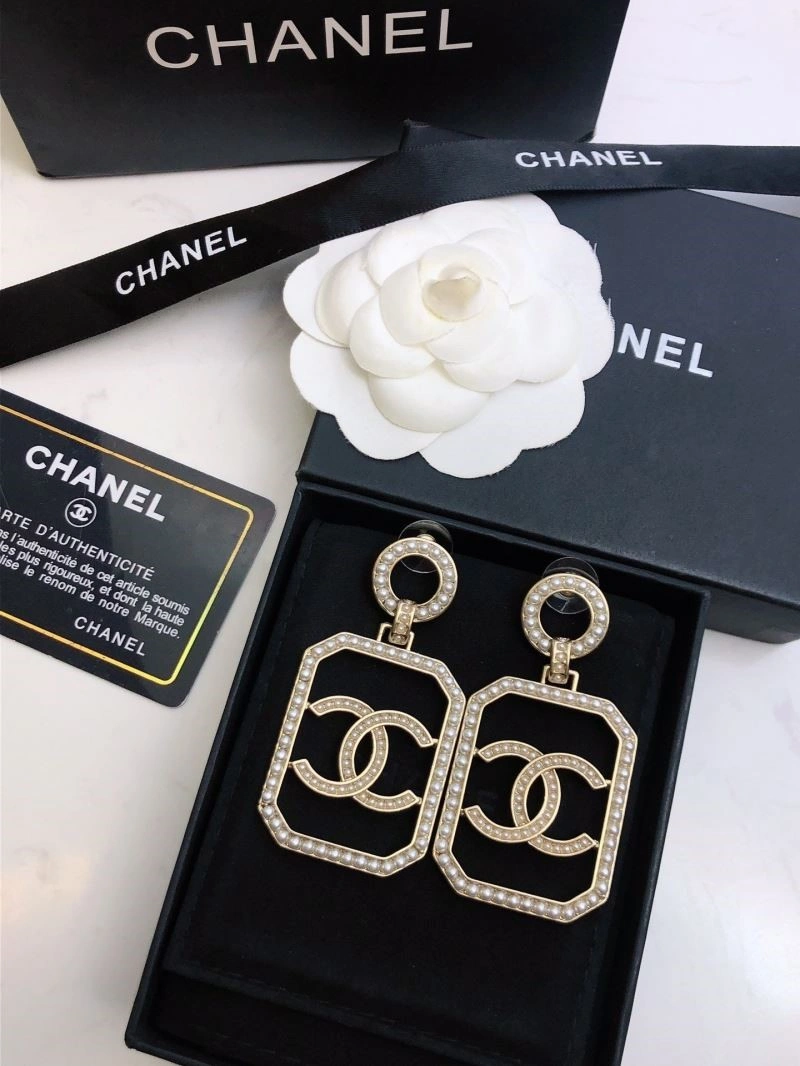 Cozy Chanel Earrings 224846