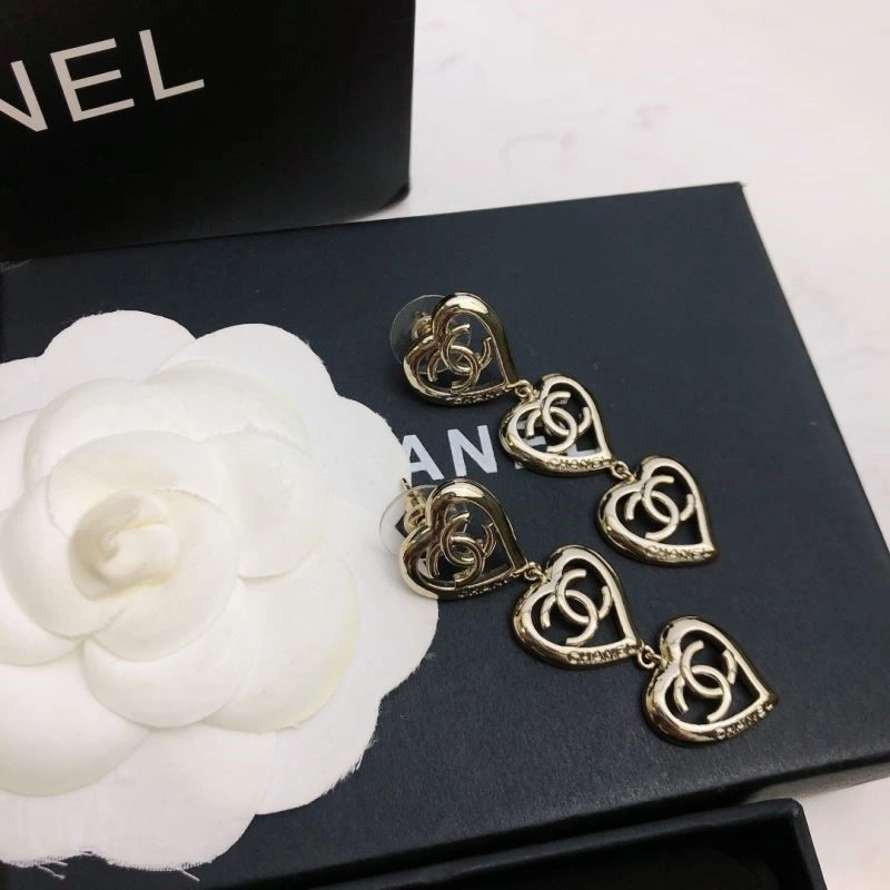 Chanel Earrings Breathable 224838