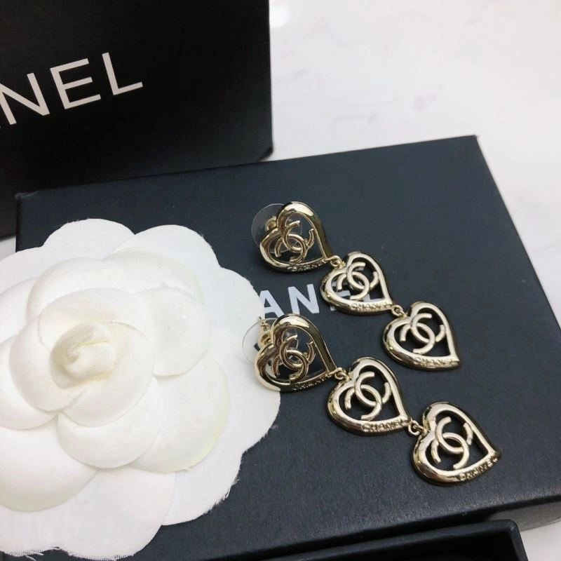 Chanel Earrings Breathable 224838