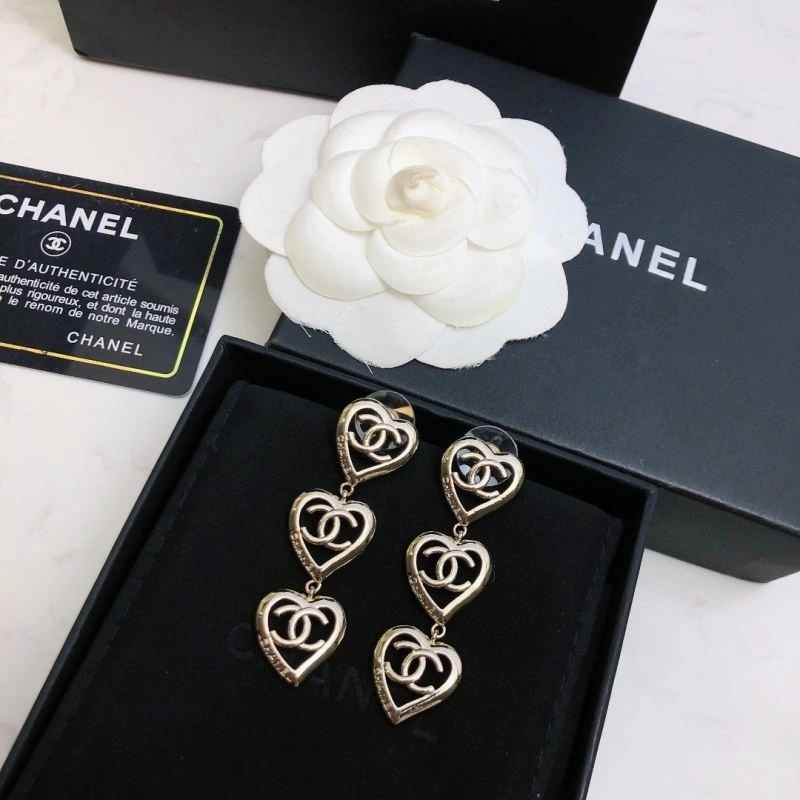 Chanel Earrings Breathable 224838