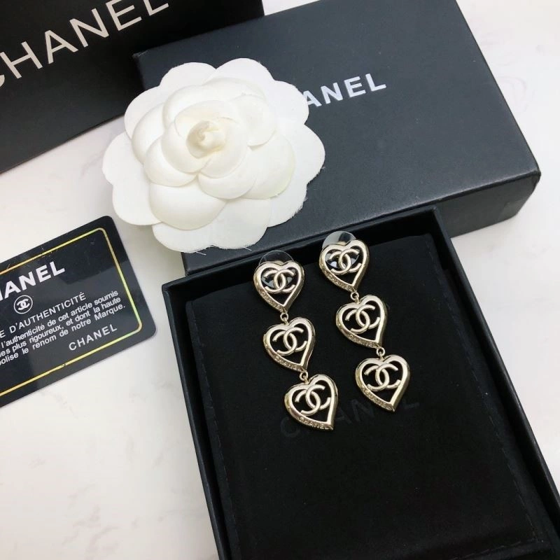 Chanel Earrings Breathable 224838