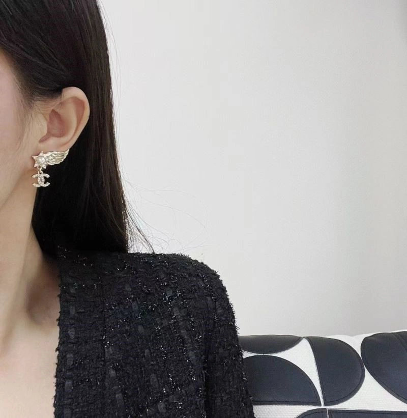 Chanel Earrings Elegant 224845