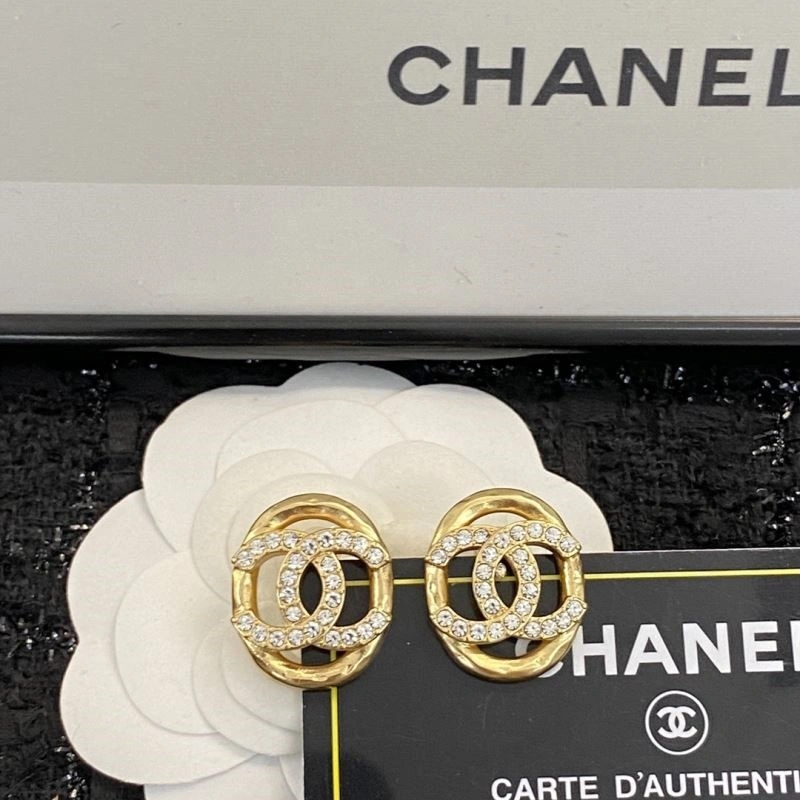 Chanel Earrings EyeCatching 224827