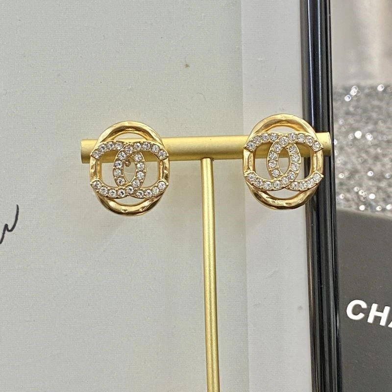 Chanel Earrings EyeCatching 224827