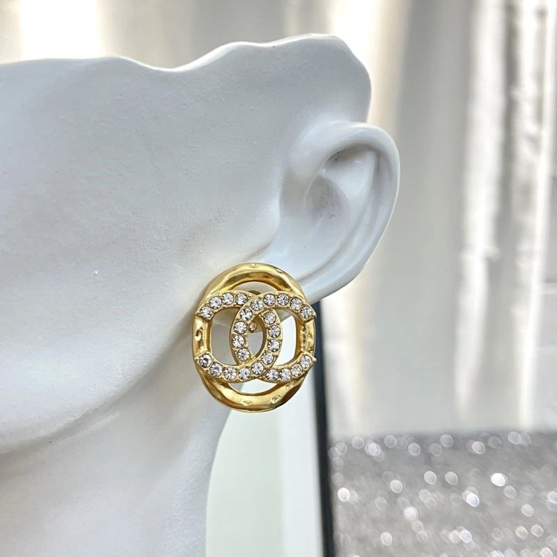 Chanel Earrings EyeCatching 224827