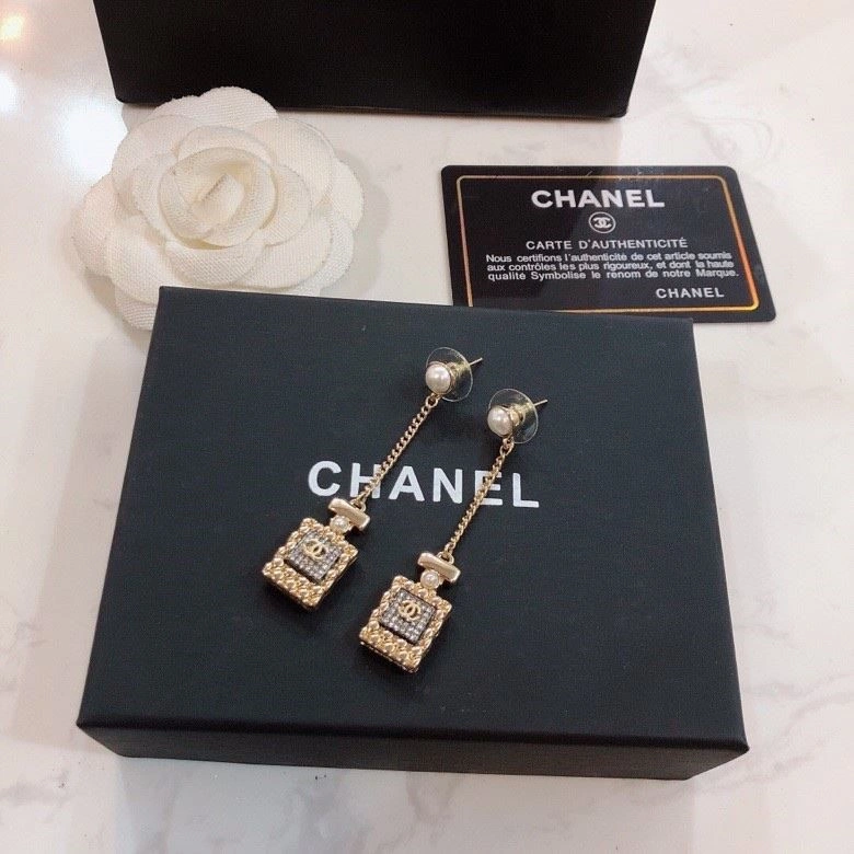 Chanel Earrings Attractive 224828