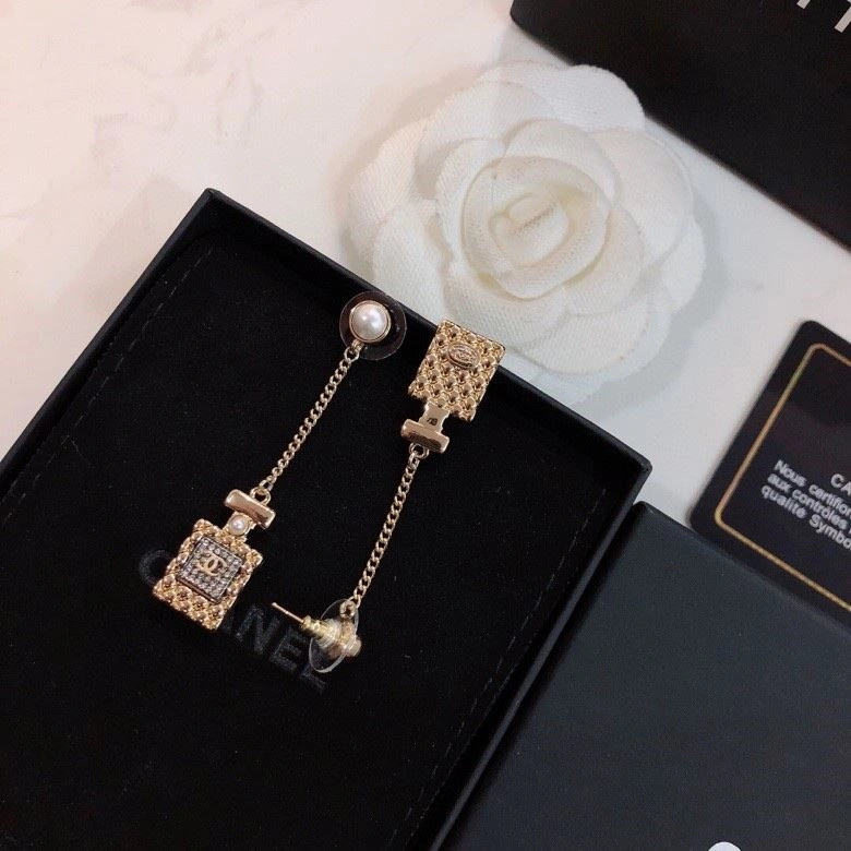 Chanel Earrings Attractive 224828
