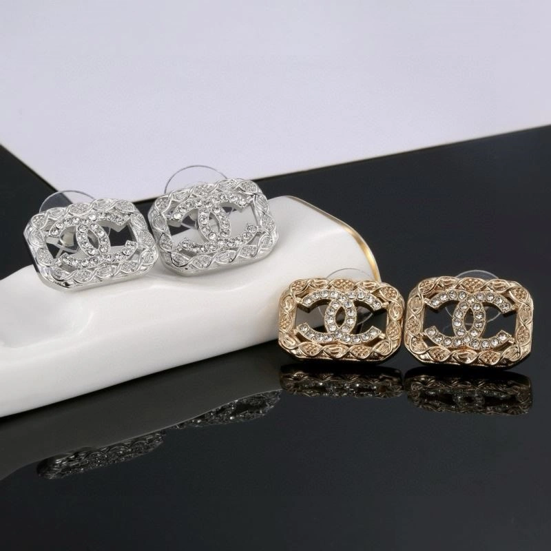 Chanel Earrings Youthful 224806