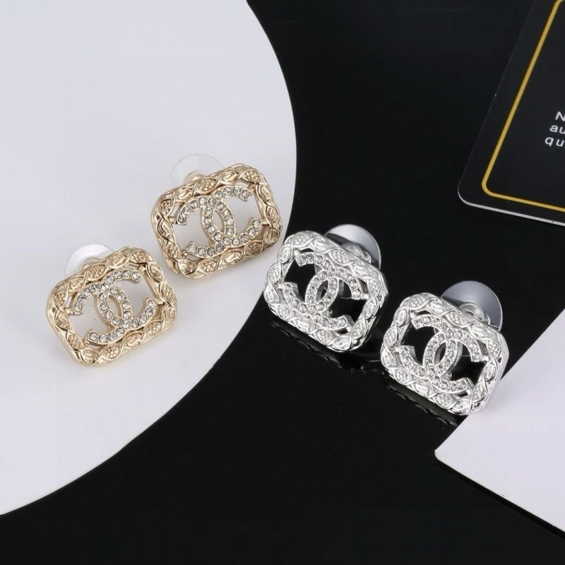 Chanel Earrings Youthful 224806