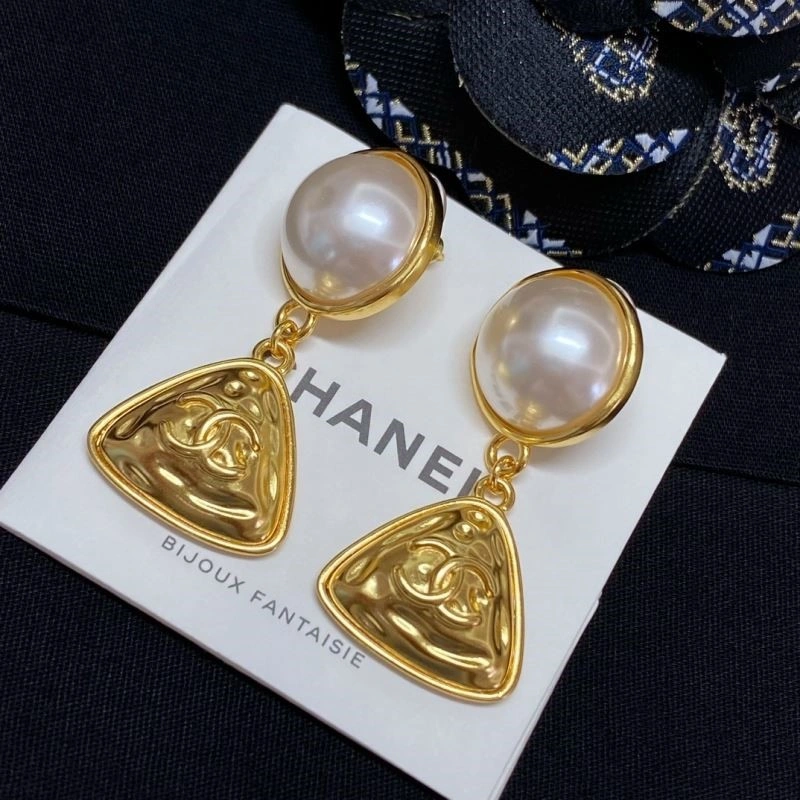 Chanel Earrings Neat 224823