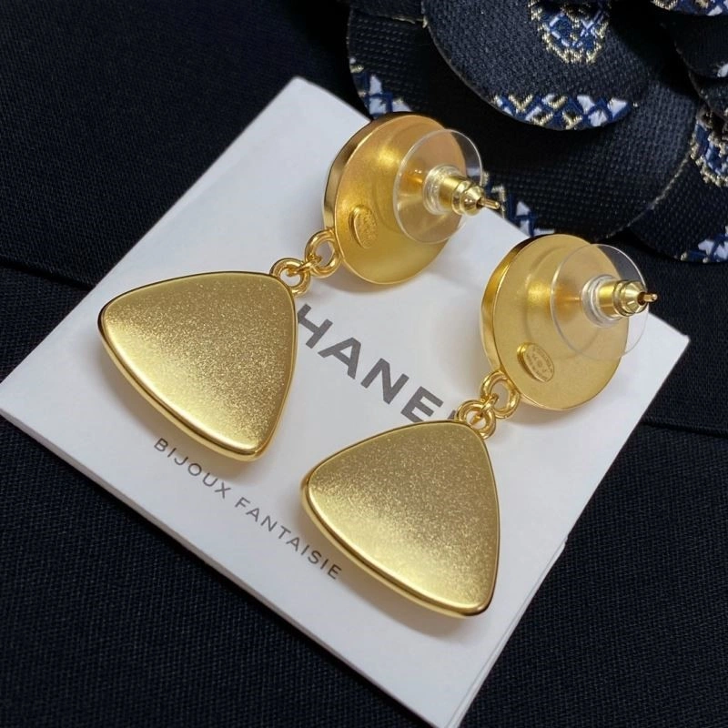 Chanel Earrings Neat 224823