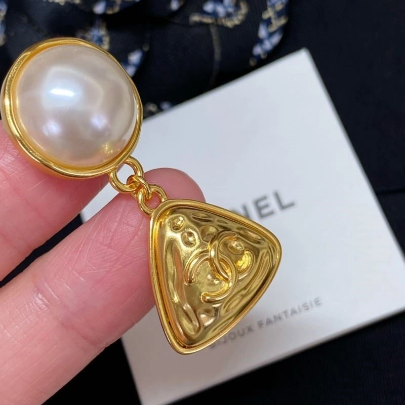 Chanel Earrings Neat 224823