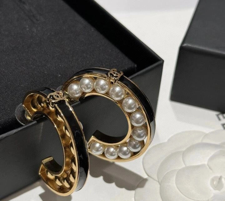 Chanel Earrings Functional 224807