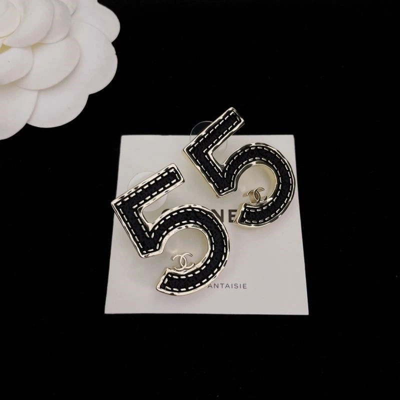 Chanel Earrings Affordable 224835