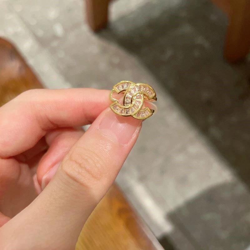 Chanel Earrings Unique 224818