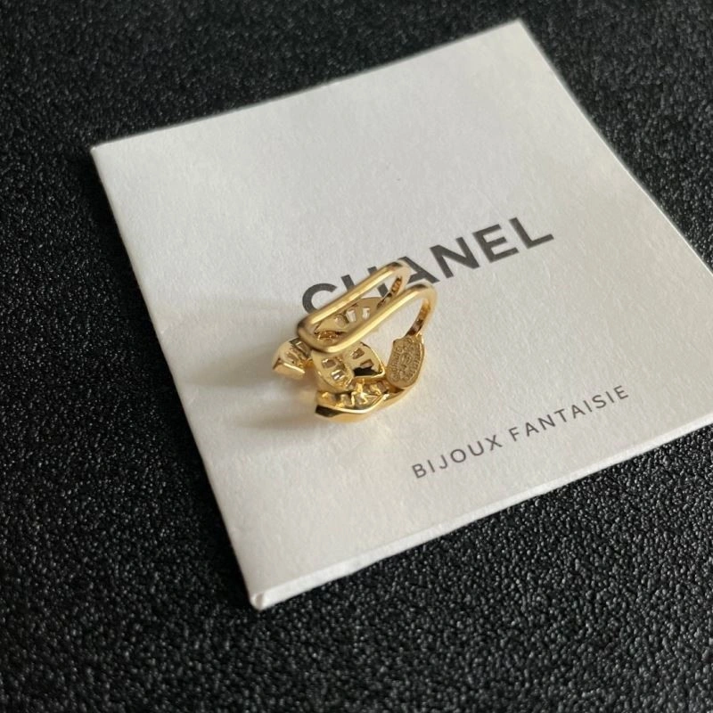 Chanel Earrings Unique 224818