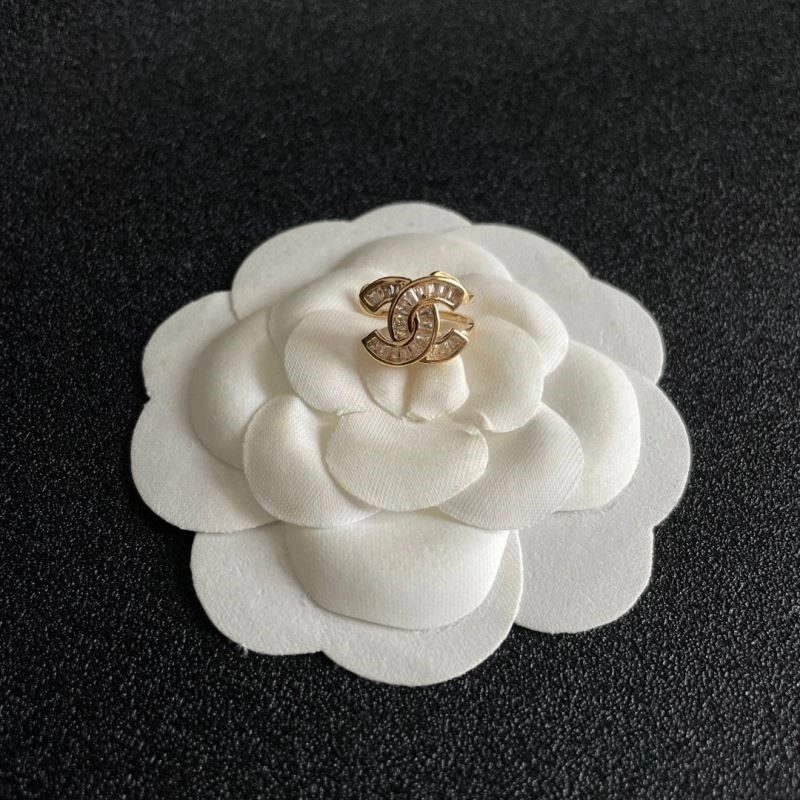 Chanel Earrings Unique 224818