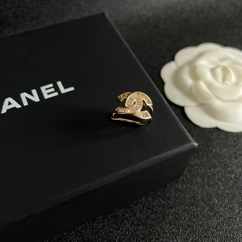 Chanel Earrings Unique 224818