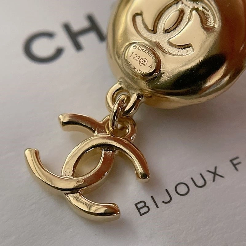 Chanel Earrings Elegant 224809