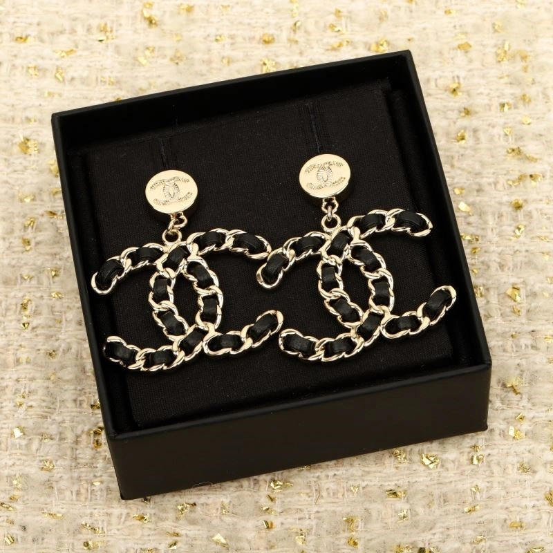 Trendy Chanel Earrings 224849
