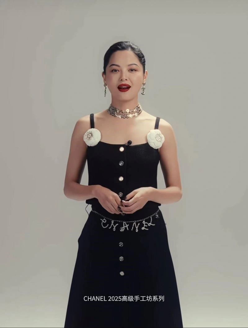 Trendy Chanel Earrings 224849