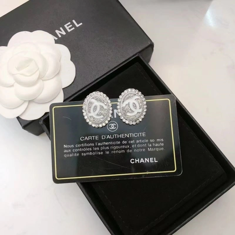 Chanel Earrings Functional 224815