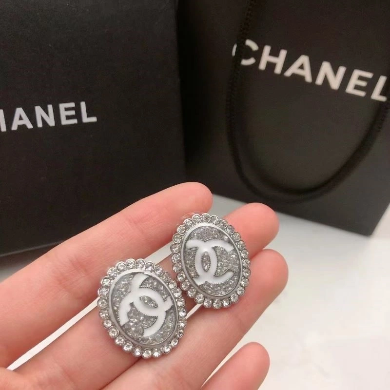Chanel Earrings Functional 224815